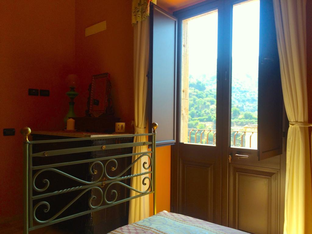 Apartmán Palazzo Cutrufelli Graniti Pokoj fotografie